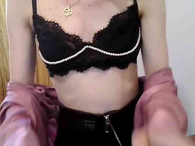 JuliaWetDream webcam