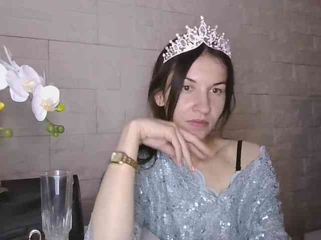 juliawetdream's live room