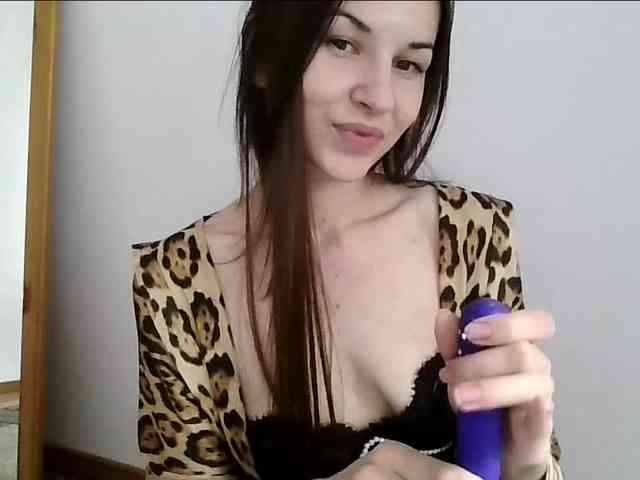 Model: JuliaWetDream