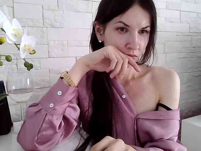 Model: JuliaWetDream