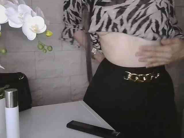 JuliaWetDream