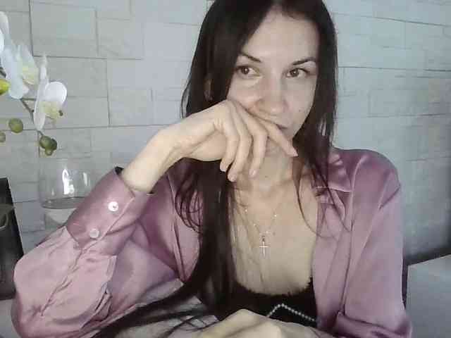 Model: JuliaWetDream