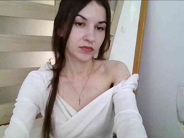 Model: JuliaWetDream