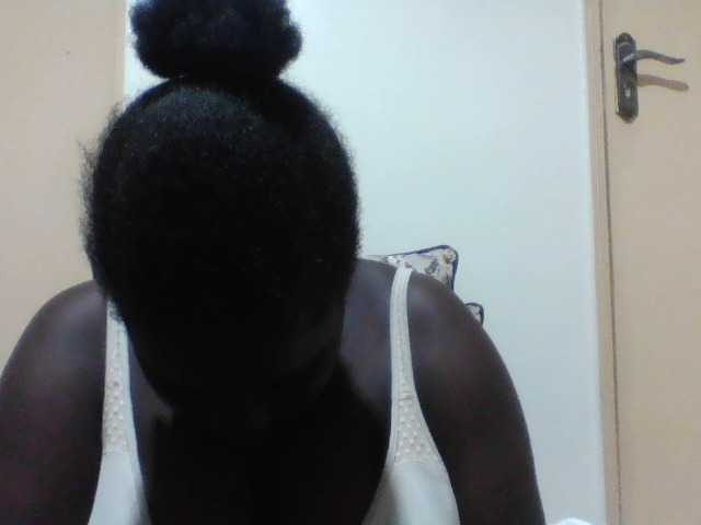 Melaningirl live cam on BongaCams