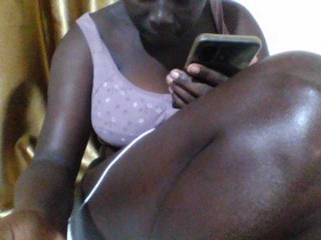 Melaningirl Live Cam on BongaCams