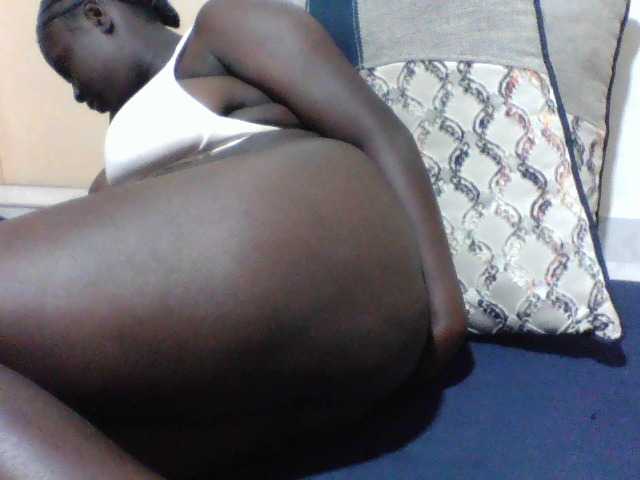 Melaningirl live cam on BongaCams