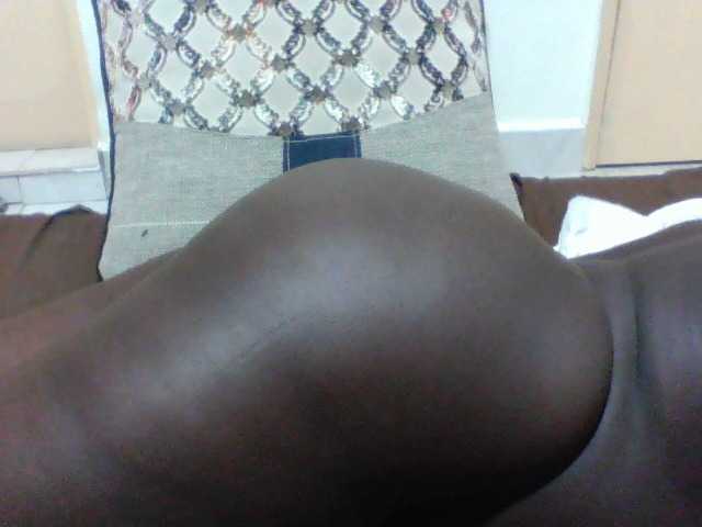 Melaningirl live webcam show