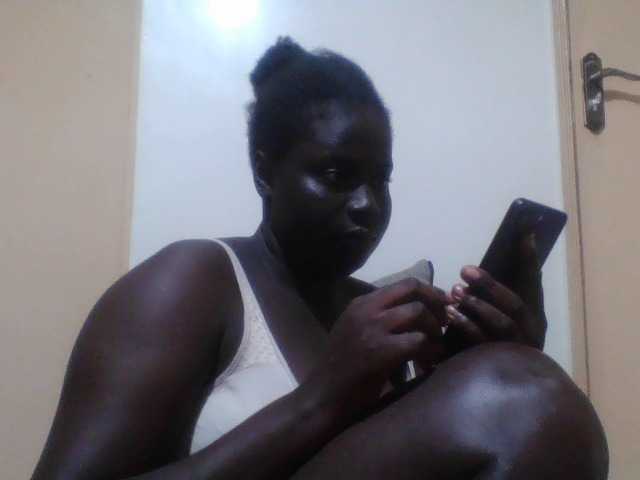 Melaningirl live webcam show