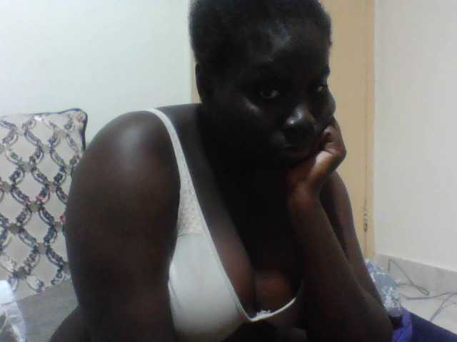 Melaningirl live cam on BongaCams