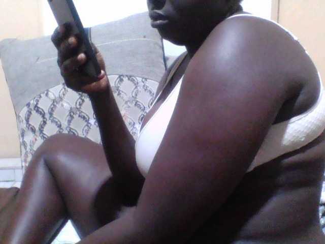 Melaningirl live cam on BongaCams