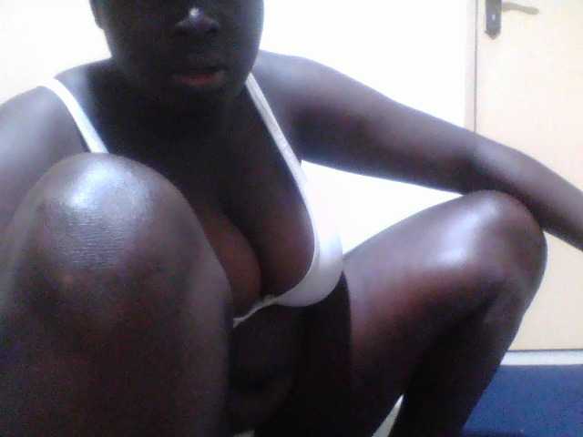 Melaningirl live cam on BongaCams