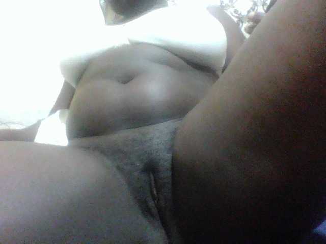 Melaningirl live cam on BongaCams