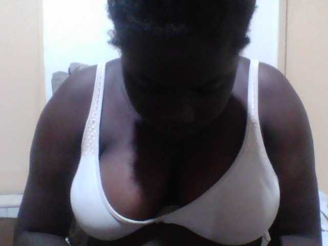 Melaningirl live webcam show