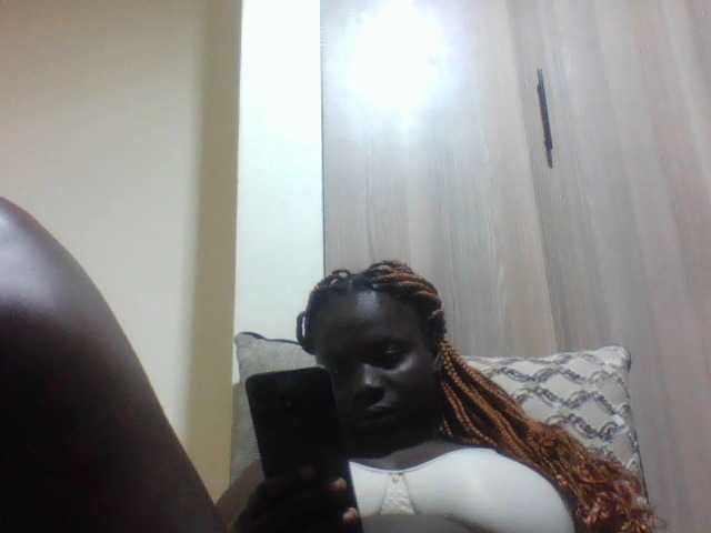 Melaningirl live cam on BongaCams