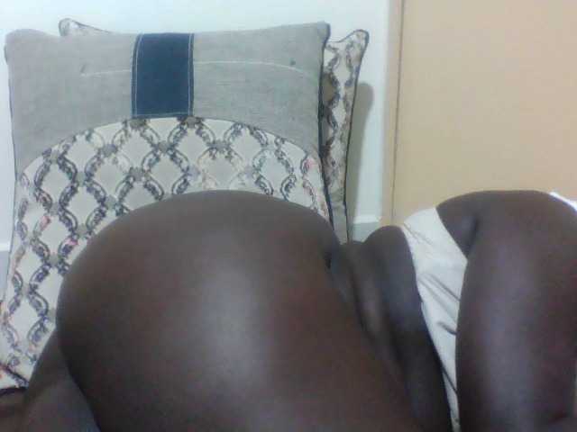 Melaningirl live webcam show