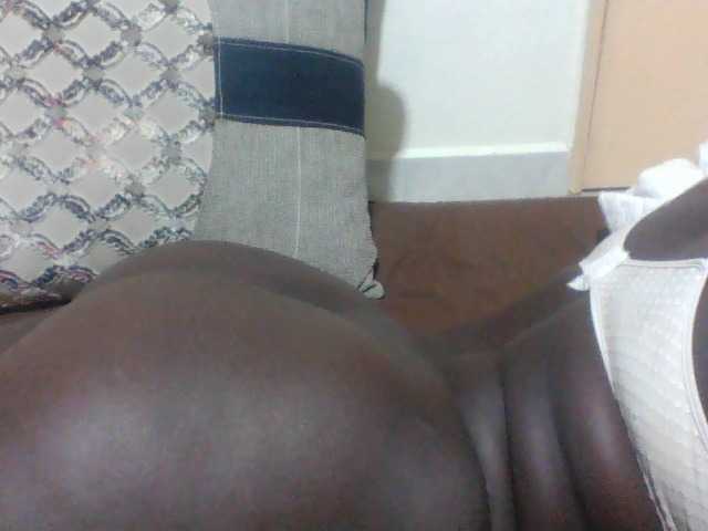 Melaningirl live webcam show