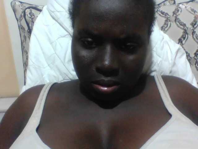Melaningirl live cam on BongaCams