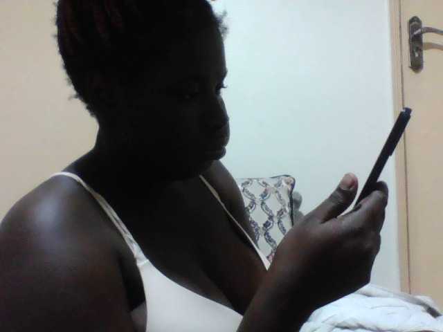 Melaningirl live cam on BongaCams