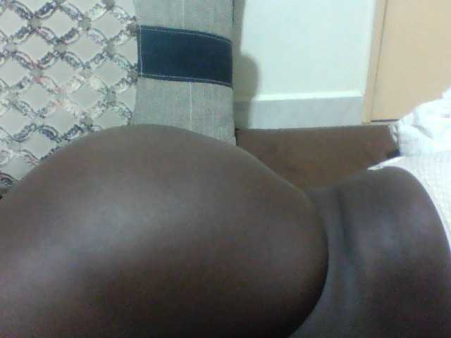 Melaningirl live webcam show