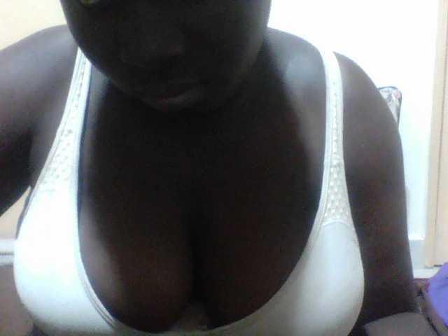 Melaningirl live cam on BongaCams
