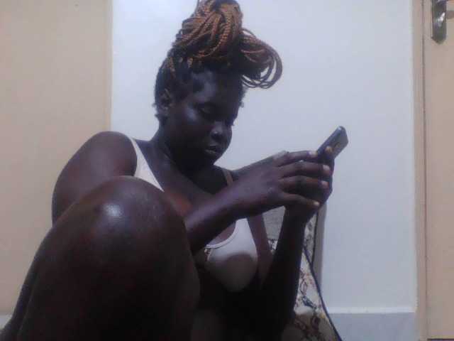 Melaningirl live webcam show