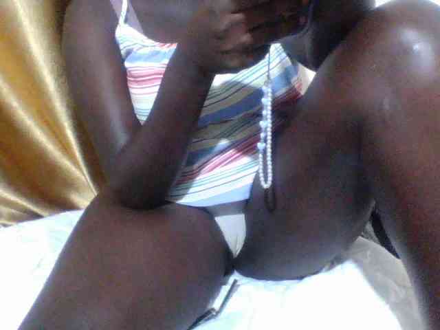 Melaningirl Live Webcam on BongaCams