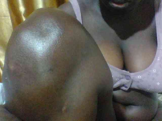 Melaningirl Live Webcam on BongaCams