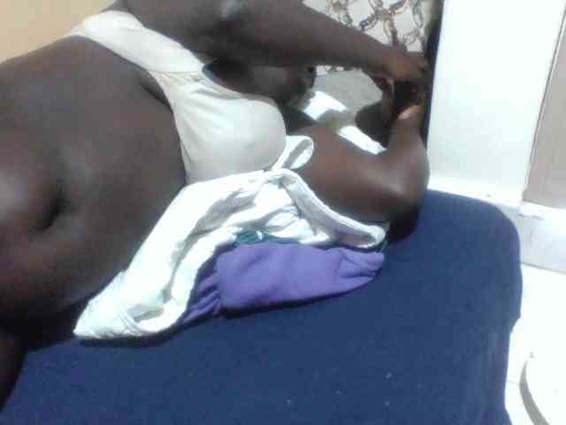 Melaningirl Live Webcam on BongaCams
