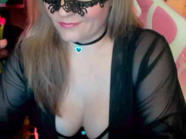Anna-juicy webcam