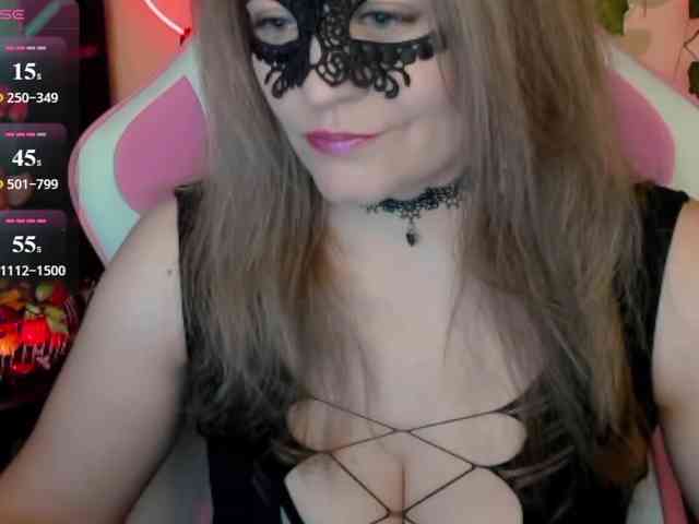 Anna-juicy webcam