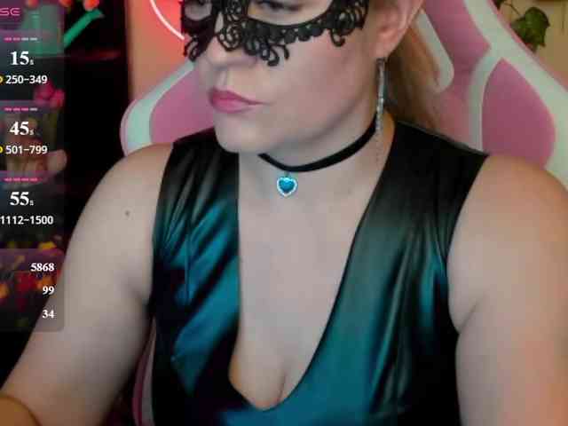 Anna-juicy webcam