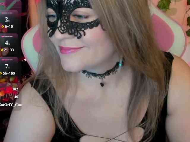 Anna-juicy webcam
