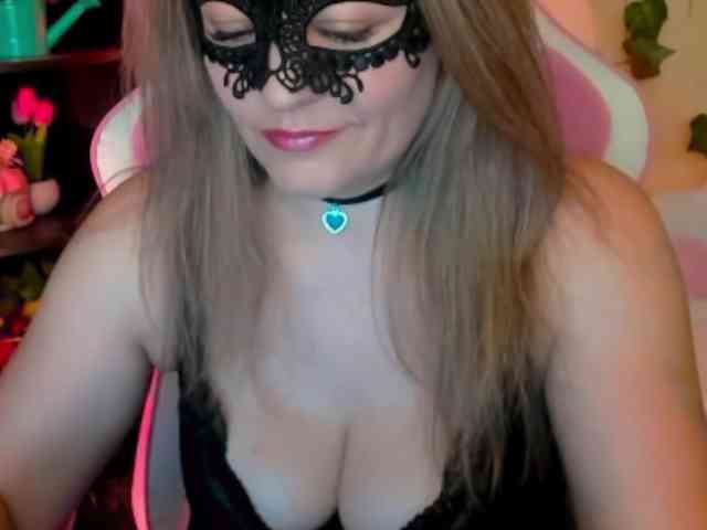 Anna-juicy webcam