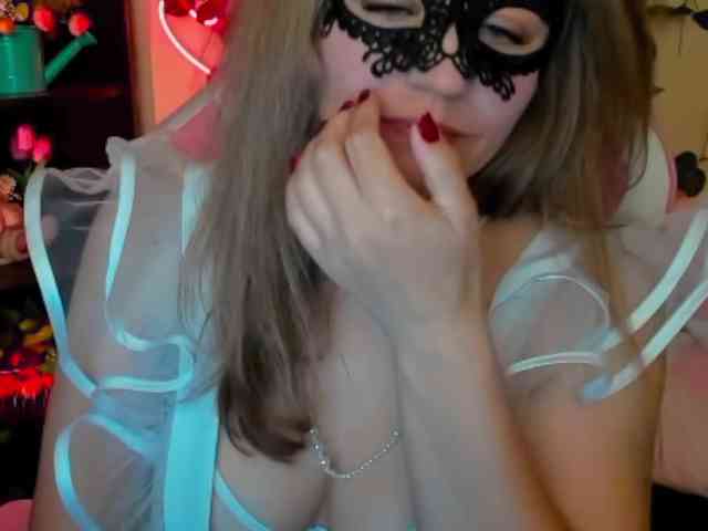 Anna-juicy webcam