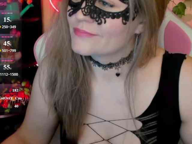 Anna-juicy webcam