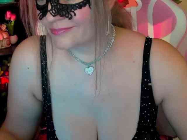 Anna-juicy webcam