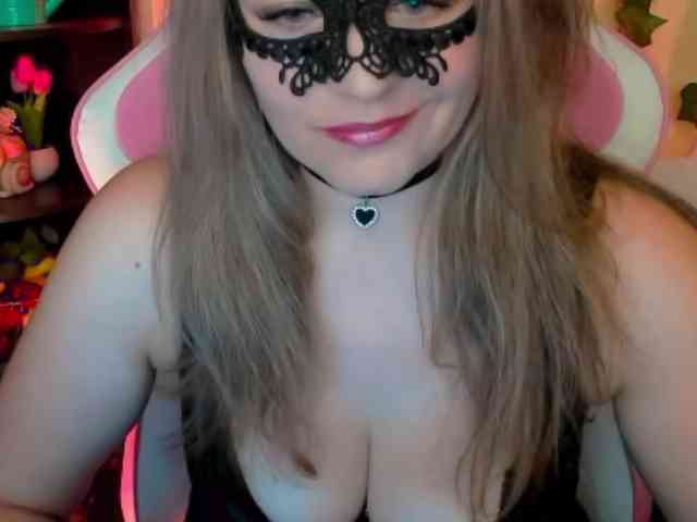 Anna-juicy webcam