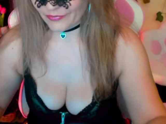 Anna-juicy webcam