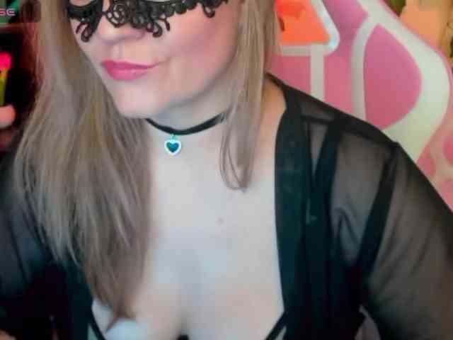 Anna-juicy webcam