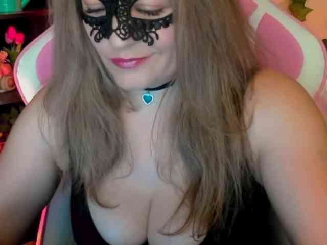 Anna-juicy webcam