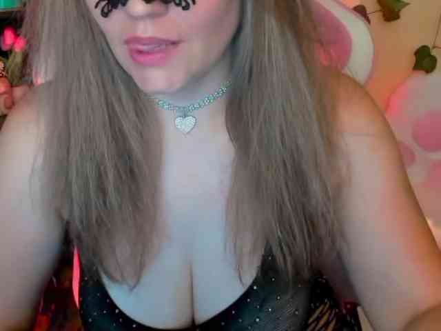 Anna-juicy webcam