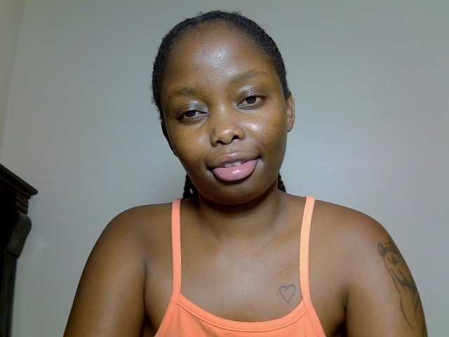 DASAH-1 live cam on BongaCams