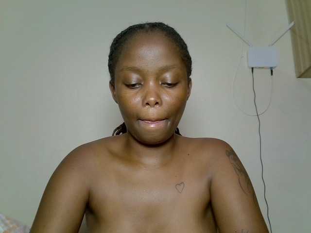 DASAH-1 live cam on BongaCams