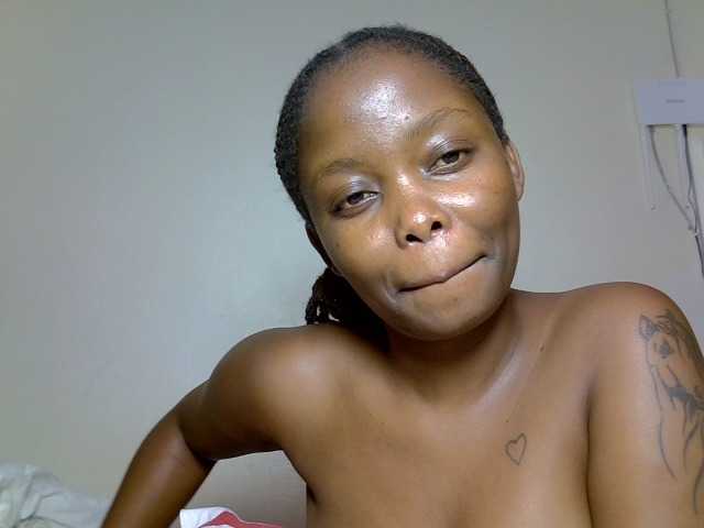 DASAH-1 live cam on BongaCams