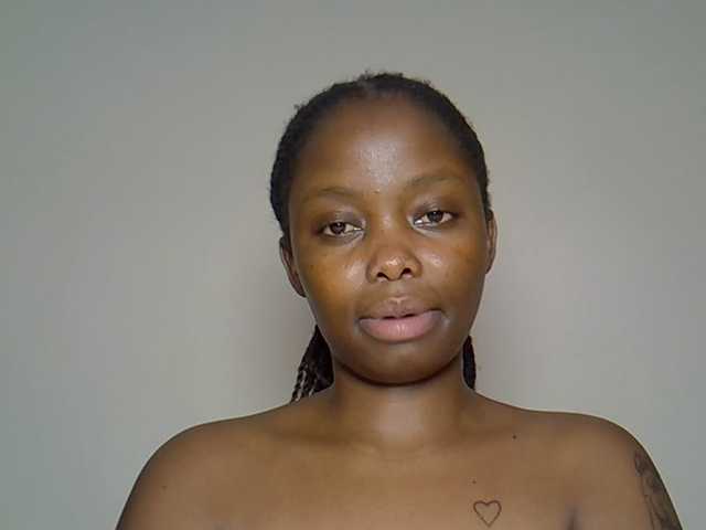 DASAH-1 live cam on BongaCams