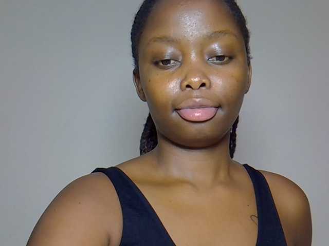 DASAH-1 live cam on BongaCams