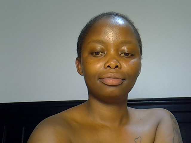 DASAH-1 live cam on BongaCams