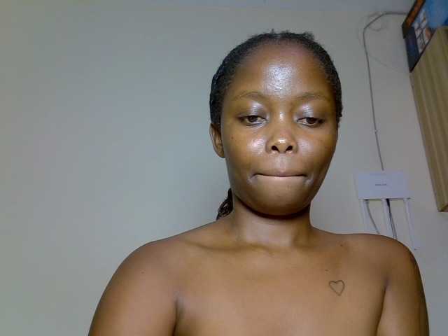 DASAH-1 live cam on BongaCams