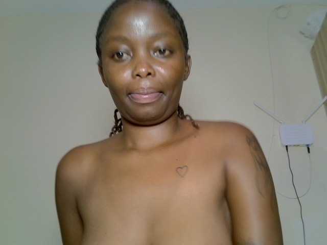 DASAH-1 live cam on BongaCams