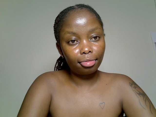DASAH-1 live cam on BongaCams
